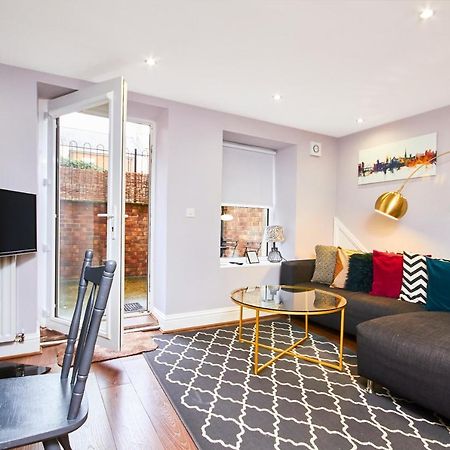 Newcastle Treasure - Sleeps 4 - Lower Ground Floor מראה חיצוני תמונה