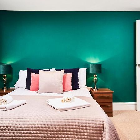 Newcastle Treasure - Sleeps 4 - Lower Ground Floor מראה חיצוני תמונה